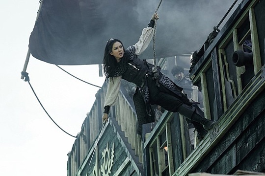 Vừa hiện đại vừa cổ trang, Pirates (Hải tặc) liệu có trở thành vua phòng vé xứ Hàn mùa hè này?