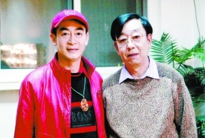 Nhạc sĩ Hứa Kính Thanh (phải) trùng phùng nam nghệ sĩ Lục Tiểu Linh Đồng