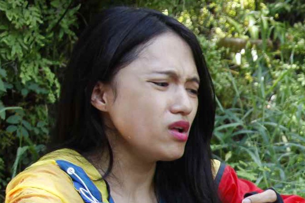 Huong Giang Idol meo mat vi an con trung hinh anh