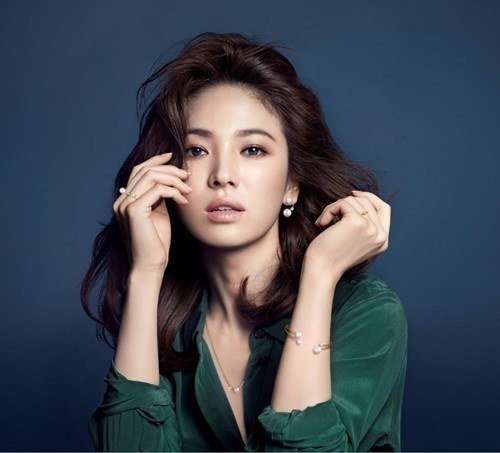 Ảnh quảng cáo mới của Song Hye Kyo được công bố