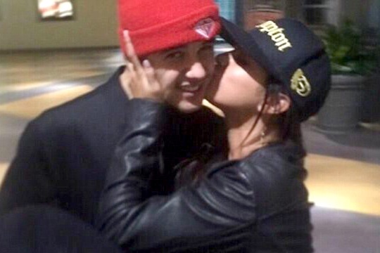 Justin Bieber va Selena Gomez lai quan quit khong roi hinh anh