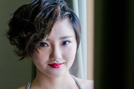 Nu ca si Trung Quoc lo dien sau khi ton 2 ty dong tham my hinh anh