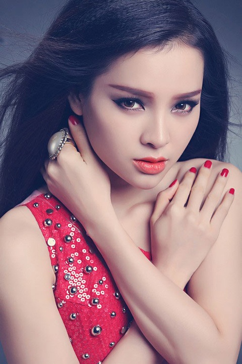 Phương Trinh Jolie đang là gương mặt đáng chú ý tại cuộc thi Tôi là người chiến thắng.