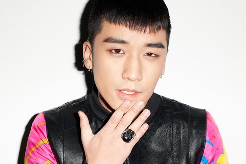 Fan nghi ngo ve suc khoe cua Seung Ri sau tai nan xe hoi hinh anh