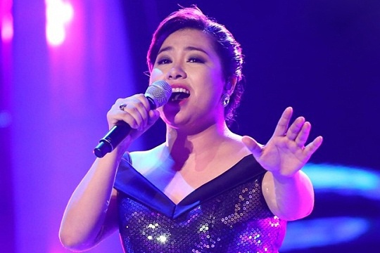 Nhung thi sinh da lap gia dinh di thi hat van gay chu y hinh anh