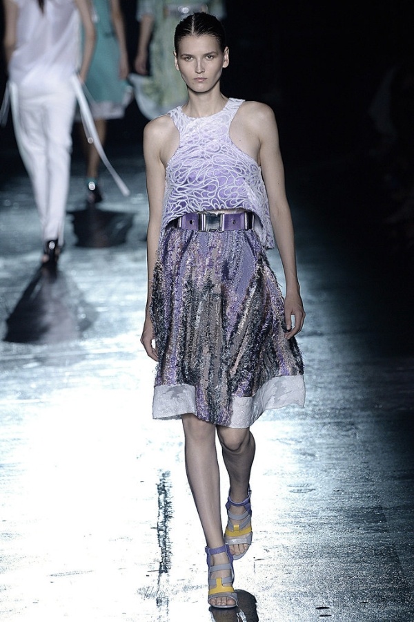 Diane Kruger lựa chọn thiết kế xinh xắn của Prabal Gurung Spring 2015.