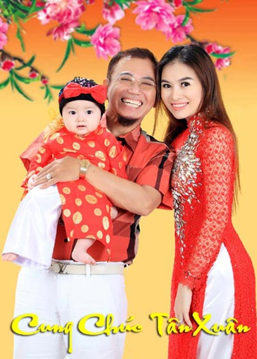 Từng có một cậu con trai với người vợ trước, vì thế, Hồng Tơ vô cùng hạnh phúc khi có thêm bé gái với người vợ mới. Bé được đặt tên là Kim Cương, rất kháu khỉnh và bụ bẫm.