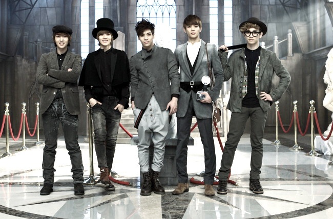 Sherlock - SHINee hinh anh