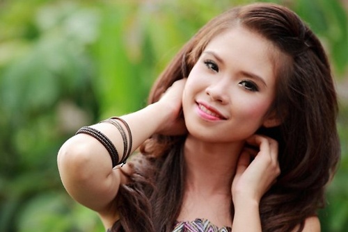 Nhung sao nu Vbiz co cha me lam nghe binh dan hinh anh