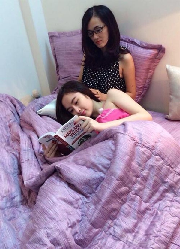 Angela Phương Trinh và mẹ