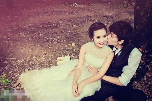 Huyền Lizzie sẽ lên xe hoa vào tháng 12.