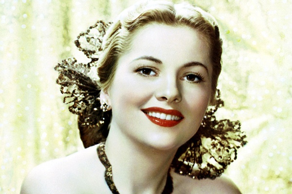 Cuoc song khong tinh yeu cua my nhan huyen thoai doat Oscar hinh anh