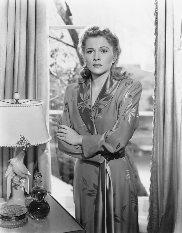 Joan Fontaine trong Suspicion