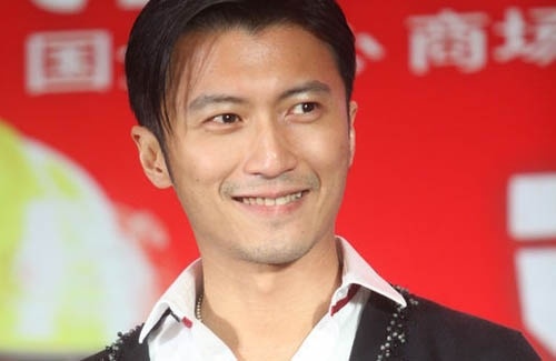 Ta Dinh Phong: 1 ngay dut tui 18 trieu USD hinh anh