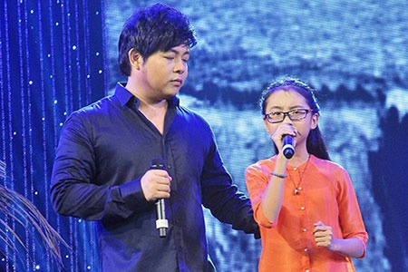 Phuong My Chi co dang bi boc lot suc lao dong? hinh anh