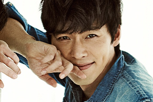 7 bat mi thu vi ve Hyun Bin hinh anh