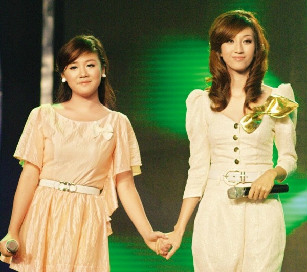 Năm 2010: Lều Phương Anh và Văn Mai Hương biểu diễn tại một vòng thi Vietnam Idol 2010. Trong quá trình tham gia cuộc thi này, vết thương ở chân của Lều Phương Anh lại tái phát trong quá trình tập luyện khiến cô đau đớn và lo lắng không ít. Thế nên, giải ba chung cuộc đã là thành công lớn của cô gái này.