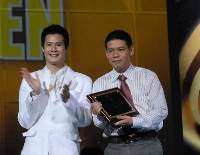 Nhạc sĩ Võ Thiện Thanh (phải) - Ảnh: T.T.D