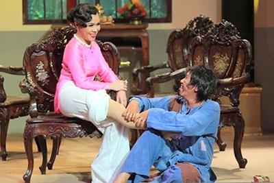 Nghe si hai cung bat binh voi On gioi, cau day roi hinh anh