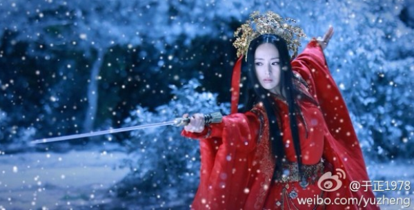 Lâm Triều Anh vì hận Vương Trùng Dương nên lập ra phái Cổ Mộ với mục tiêu phá giải mọi võ công của Toàn Chân giáo. Bí kíp chân truyền của Cổ Mộ là Ngọc nữ tâm kinh, sau truyền tới Dương Quá, Tiểu Long Nữ.