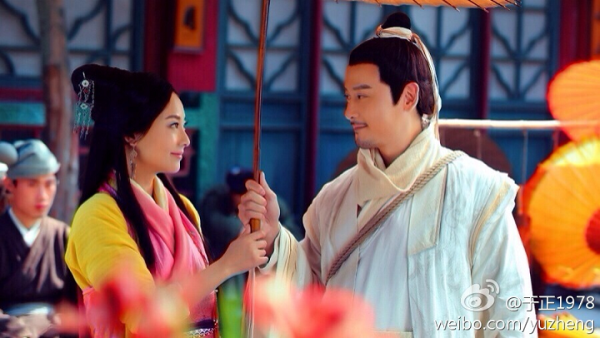 Công Tôn Chỉ - Cầu Thiên Xích (Thần điêu hiệp lữ): Công Tôn Chỉ và Cầu Thiên Xích có thể nói là một đôi ác phu ác phụ hợp xứng. Cầu Thiên Xích nhẫn tâm ép chồng mình giết nhân tình, còn Công Tôn Chỉ sau đó lừa đánh Cầu Thiên Xích tàn phế.