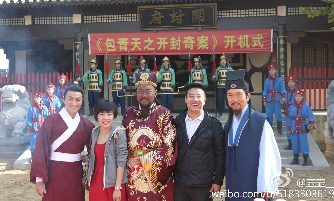 Giờ đây, nhiều khán giả chắc chắn vẫn có thể điểm mặt, chỉ tên từng nhân vật, đặc biệt là Bao Thanh Thiên, Triển Chiêu và Công Tôn Sách – vốn được mệnh danh là “bộ ba thép”.