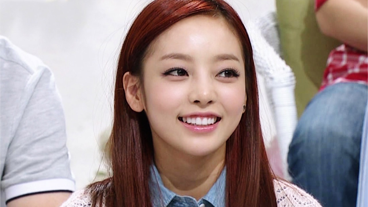 o Hara – thành viên nhóm KARA – là người sở hữu khuôn mặt đẹp trong số các thần tượng.