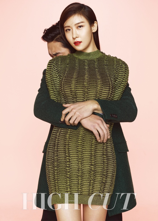 Nữ diễn viên Ha Ji Won đã kết hợp với một chuyên gia về mùi hương tạo nên dòng sản phẩm làm đẹp tự nhiên giúp phụ nữ luôn xinh tươi.