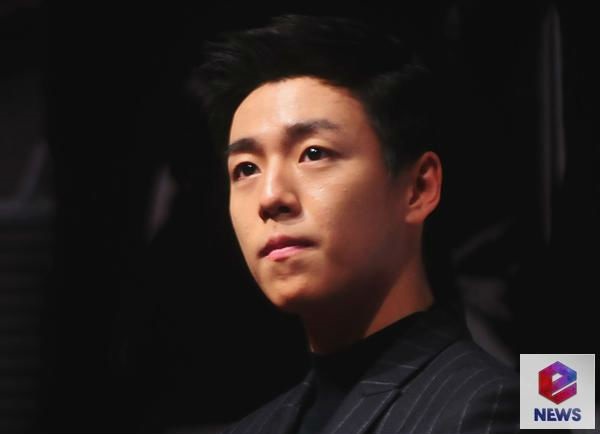 Lee Hyun Woo thể hiện mình là 1 người rất đa năng.