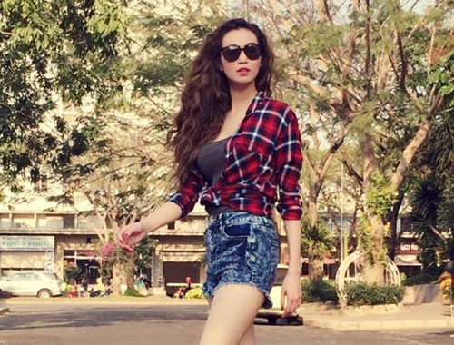 Doc chieu dien short khang dinh phong cach cua my nhan Viet hinh anh