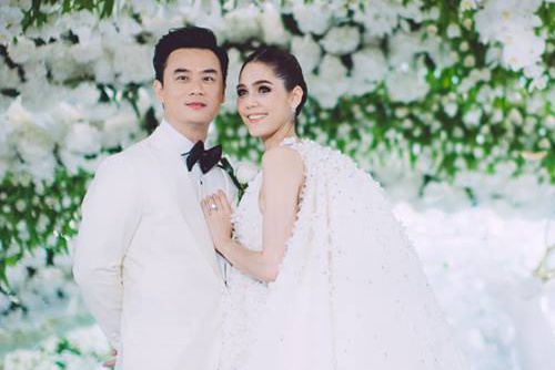 My nhan Thai Lan chi 300.000 USD cho trang phuc cuoi hinh anh