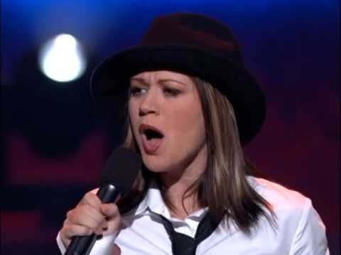 Natural Woman - Kelly Clarkson hinh anh