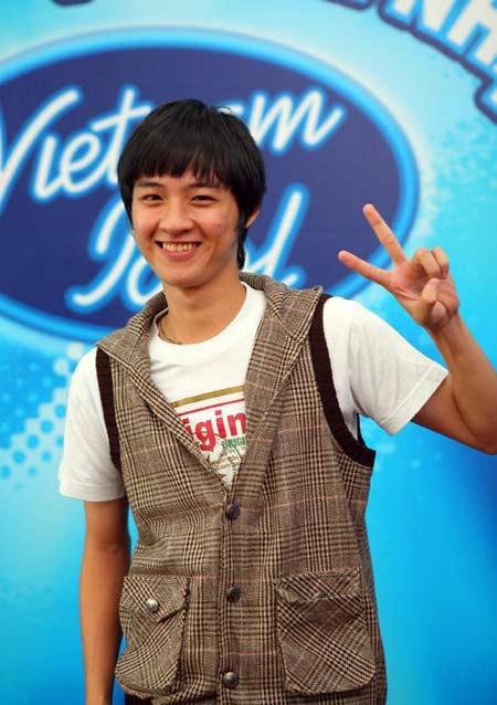 Thanh Duy từng có hàm răng bị xỉn màu và không đều nhưng bây giờ điều đó chỉ là quá khứ