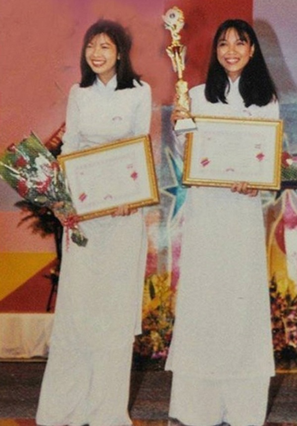 Mỹ Tâm đoạt giải nhất của Giọng ca vàng Mực Tím.