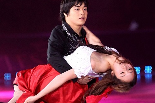 8 sao Han ngat tren san khau hinh anh