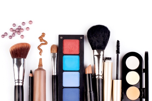 Han dung thuc cua cac san pham lam dep hinh anh