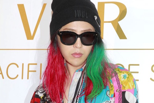 13 tao hinh 'dien ro' cua G-Dragon (Big Bang) hinh anh