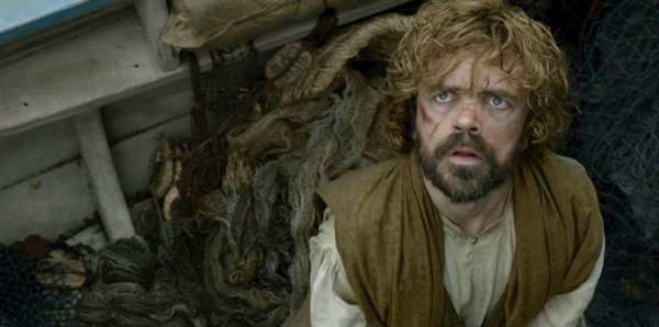 Vẻ mặt kinh ngạc của Tyrion khi lần đầu tiên thấy rồng.