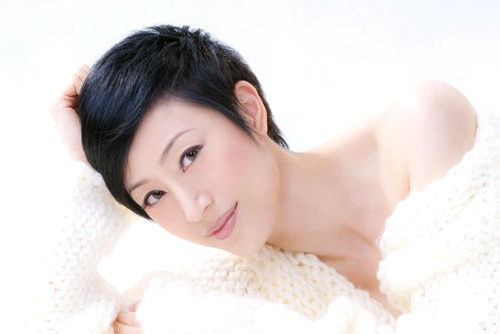 Nhan sac 'van nguoi me' tren man anh Hong Kong hinh anh