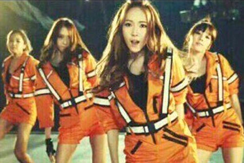 Hinh anh bi cat cua Jessica trong ca khuc moi SNSD gay sot hinh anh