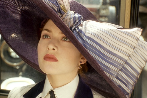 Nhung loi ngo ngan trong phim Hollywood hinh anh