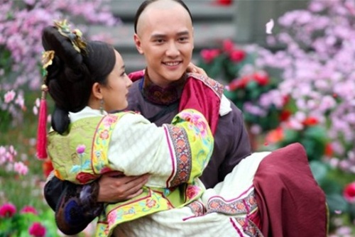 Dieu it biet ve vai cac dien dinh dam tren man anh Hoa ngu hinh anh