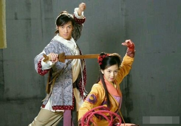 2. Lâm Nguyệt Như và A Nô trong Tiên kiếm kỳ hiệp truyện Lưu Phẩm Ngôn ban đầu được chọn thể hiện vai Lâm Nguyệt Như...