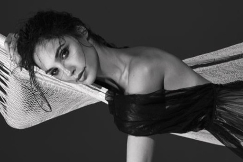 My nhan 'Fast & Furious' khoe dang nong bong tren tap chi hinh anh