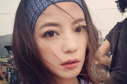 Ngam anh doi thuong cua Trieu Vy hinh anh