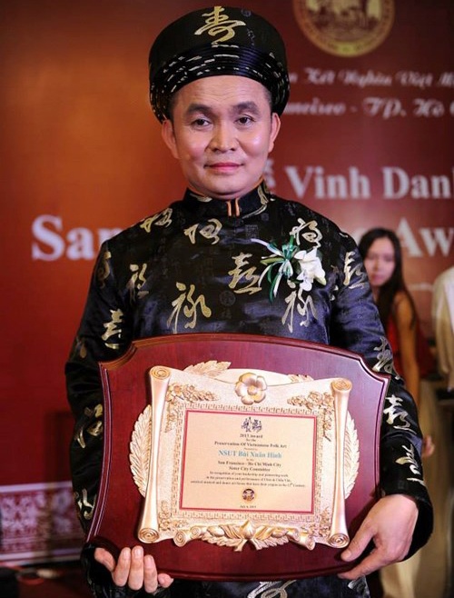 Nghệ sĩ Xuân Hinh được một tổ chức của Mỹ vinh danh vì có nhiều đóng góp trong việc bảo tồn nghệ thuật truyền thống