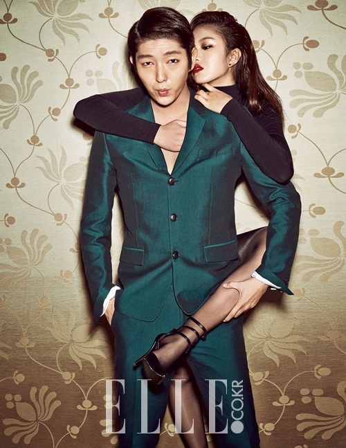 1. Lee Jun Ki từng chia sẻ với fan rằng nụ hôn đầu tiên của anh diễn ra ngay trước cửa nhà bạn gái. Khi đó, Lee Jun Ki mới học năm thứ 2 trung học.