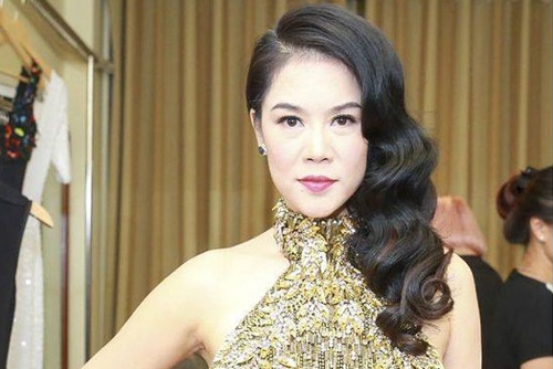 Ca si Thu Phuong tham gia 'duong dua vay ao hang hieu' hinh anh