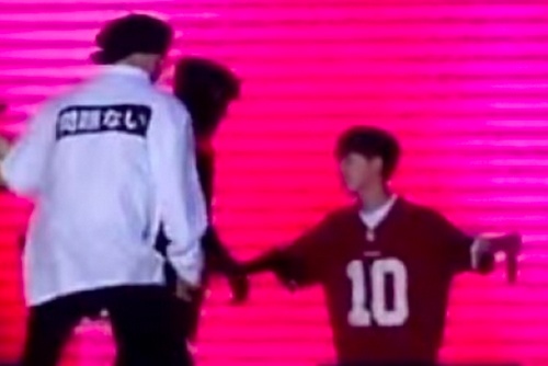 Sao Han bi chi trich vi mac ao Nhat trong ngay quoc khanh hinh anh