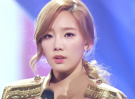 Áp lực là trưởng nhóm của một nhóm nhạc nổi tiếng ở Hàn Quốc là rất lớn. Mỗi khi căng thẳng, Tae Yeon lại thường bị mộng du. Soo Young chia sẻ: 